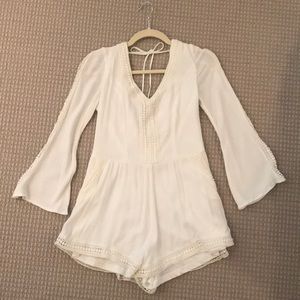 Caren forbes white long sleeve romper size small